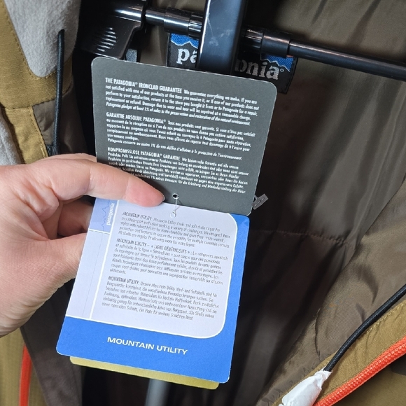 NWT Patagonia Men's Ice Fild Waterproof Jacket Size XL - Picture 4 of 16